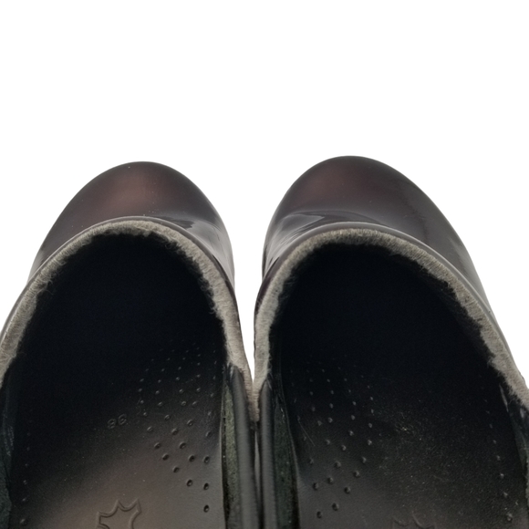 Dansko Professional Clogs Patent Burgundy Shoes Women's Size 7.5 - 8 EU Size 38 - Picture 16 of 16